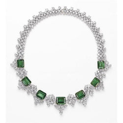 Collana Da Donna Con Verde Smeraldo E Diamanti 103 Carati In Oro Bianco 14K