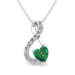 Collana con ciondolo a forma di cuore con smeraldo verde e diamante rotondo 5,70 ct.