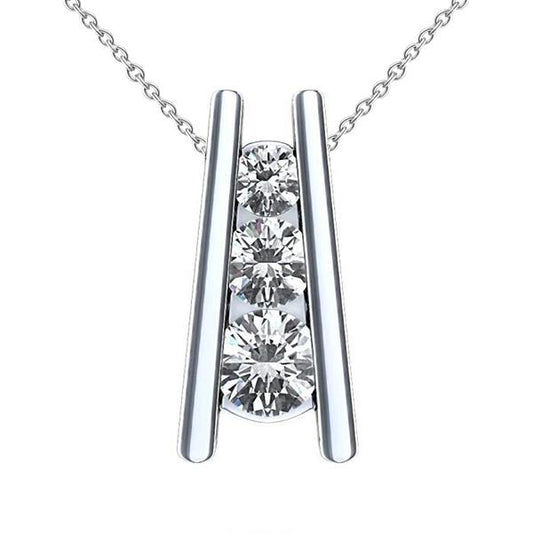 Collana Pendente In Scala Con Tre Naturale Diamanti A Tre Pietre Da 2,25 Carati E Oro Bianco 14K