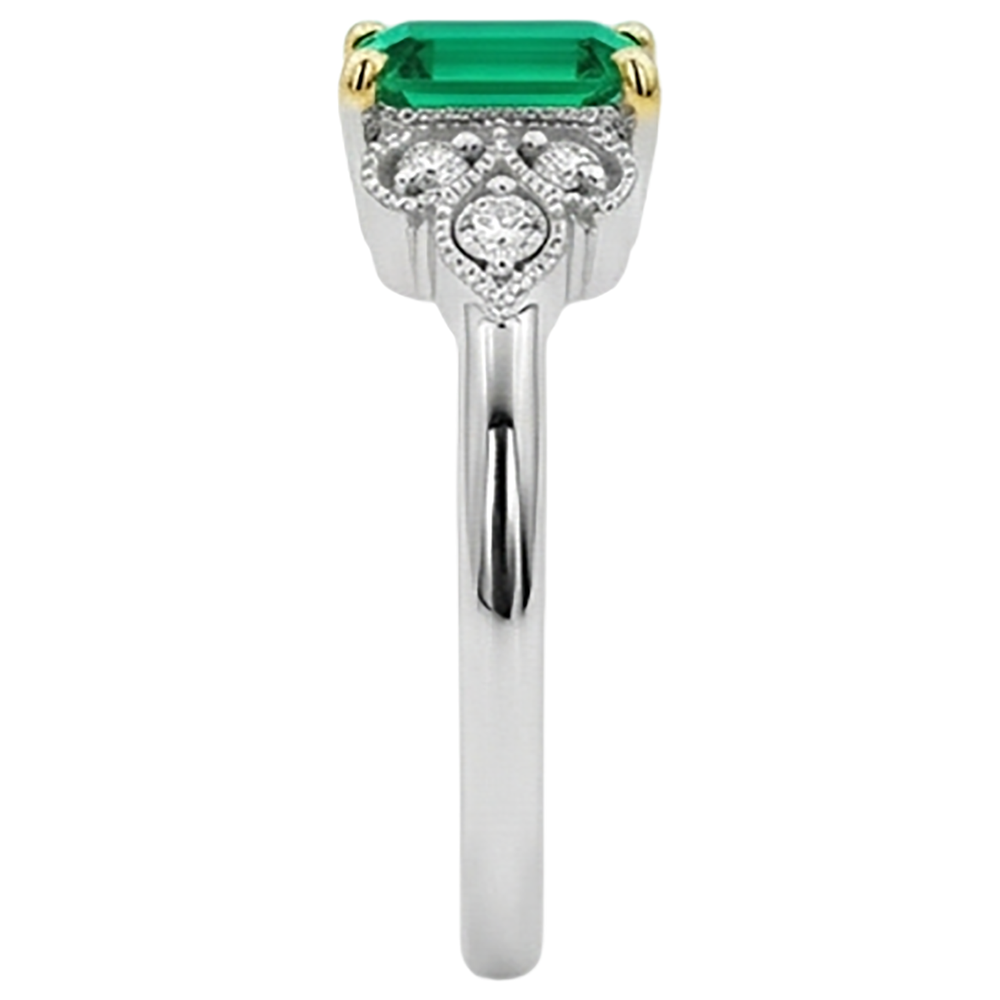 Anello con Gemma Oro 14 Carati Bicolore con Smeraldo Colombiano – vista dall'alto
