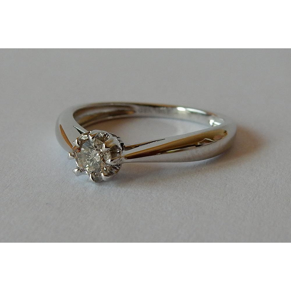Scintillante Brillante Anello Solitario 0,25 carati – vista frontale