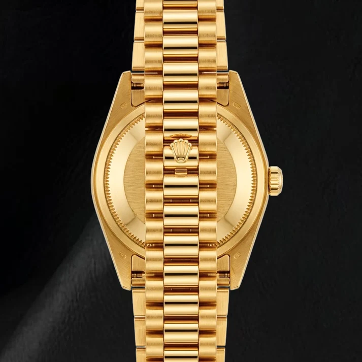 Orologio Rolex Datejust 69178 26 mm in Oro Giallo 18 carati Quadrante con Diamanti in Madreperla Rosa