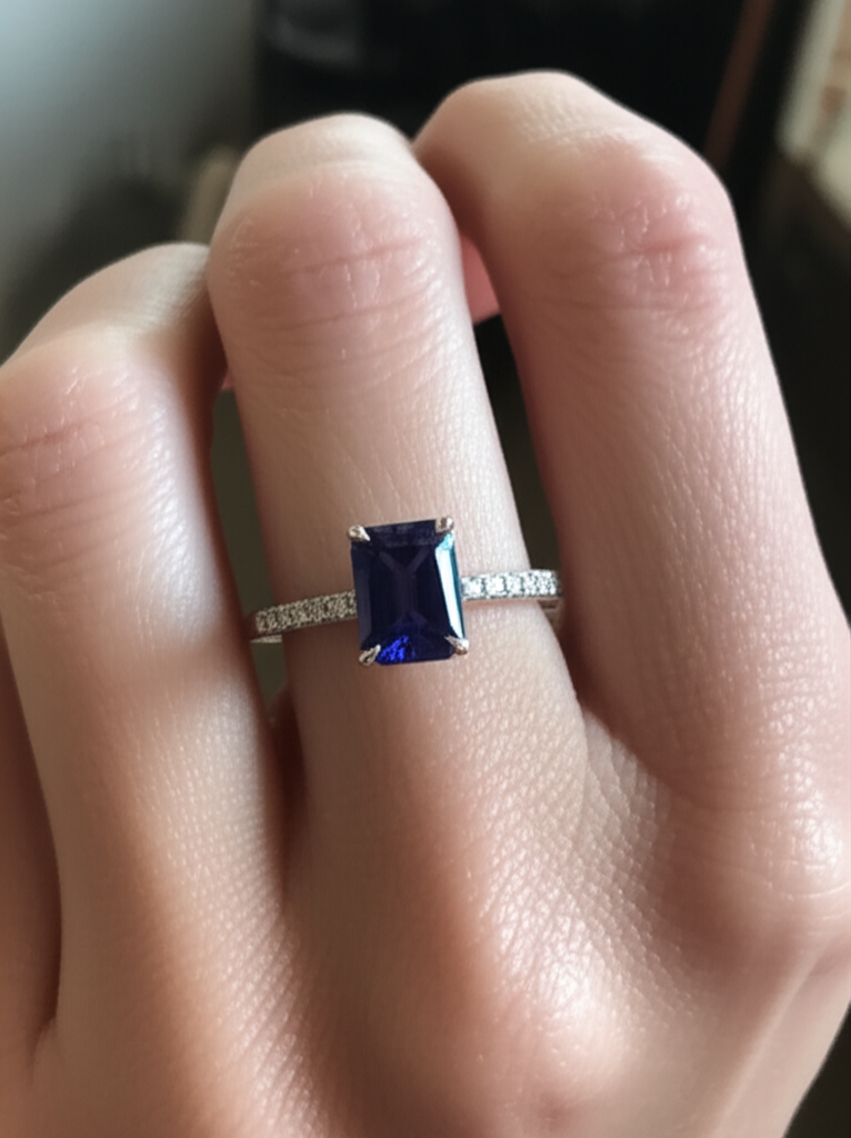 Diamante Solitaire Accenti Anello Smeraldo Blu Zaffiro 4 Carati