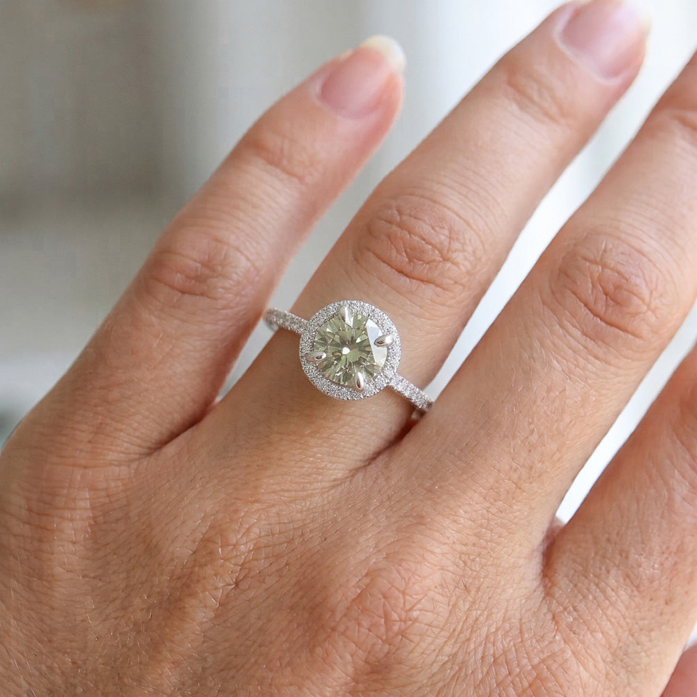 Fede nuziale di 2 ct di diamante verde rotondo con zaffiro