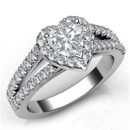 Fedi Nuziali Con Naturale Diamante Taglio Rotondo Halo A Forma Di Cuore In Oro Bianco 6.90 Carati