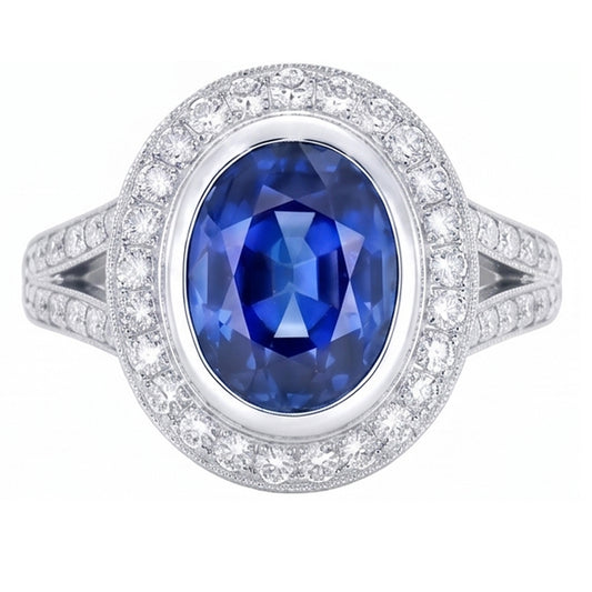 Grande zaffiro di Ceylon con diamanti da 4,75 ct Anello in oro bianco 14K