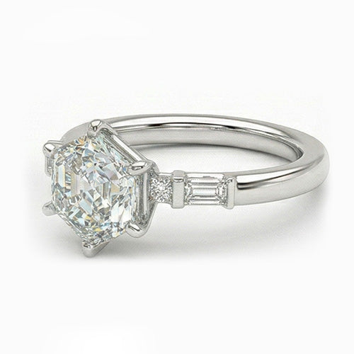 Diamante Anello di Fidanzamento – vista laterale