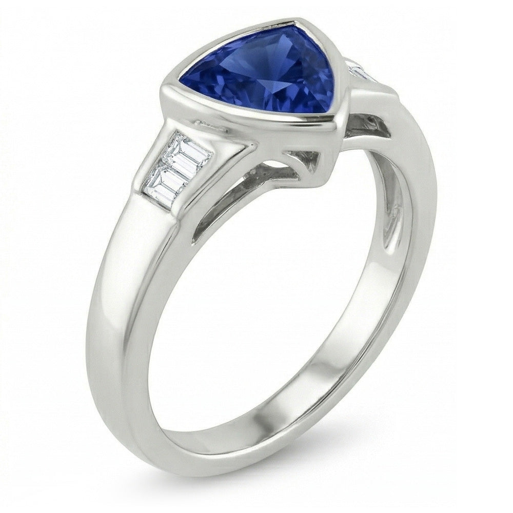 Nuovo anello di fidanzamento 1,25 ct Ceylon Blue Sapphire Trillion Diamond con oro bianco 14K