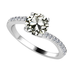 Fine Brillante Anello Solitario con Accenti 2 carati