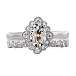 Taglio Old Mine Anello con Pavé Halo – Diamante Fine 3 carati
