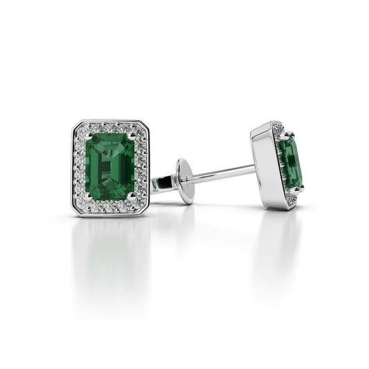Orecchini a lobo in oro bianco con Verde smeraldo taglio smeraldo con diamanti 5 ct.