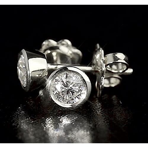 Orecchino A Bottone Con Castone Rotondo Con Vero Diamanti Da 1,60 Carati E Oro Bianco 14K