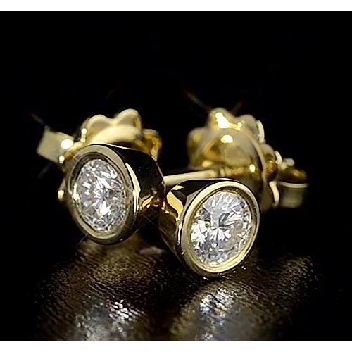 Orecchino A Bottone Con Naturale Diamante In Oro Giallo 14K Rotondo G Vs1 1.50 Carati
