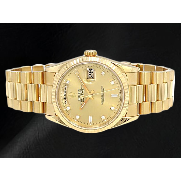 Orologio Rolex 18238 Day-Date 36mm in oro giallo con quadrante champagne e diamanti