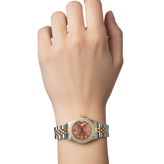 Orologio Rolex Date-Just da donna con quadrante color salmone e lunetta con diamanti P2