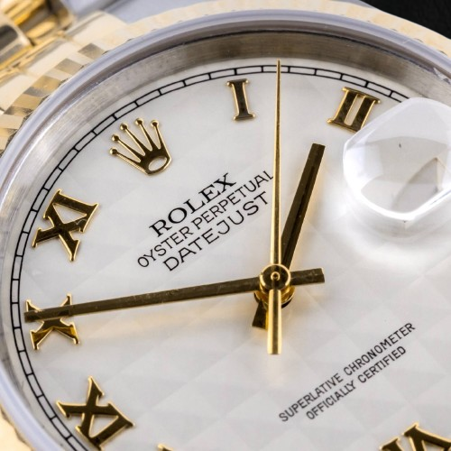 Orologio Rolex Datejust Anno 2002 Quadrante Bianco Romano 36 mm Bicolore