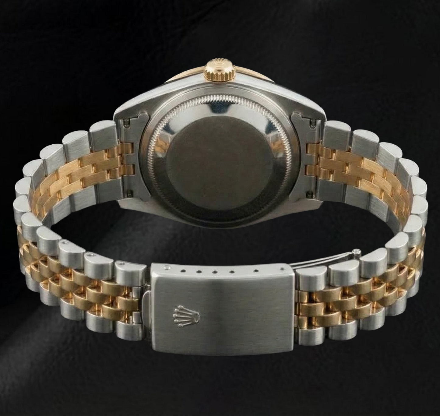 Orologio Rolex Datejust anno 2000 con quadrante in madreperla bianca e diamanti, cassa bicolore da 31 mm.
