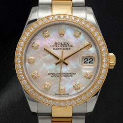 Vero Orologio Rolex Datejust anno 2011, in madreperla bianca, quadrante con diamanti, lunetta con...