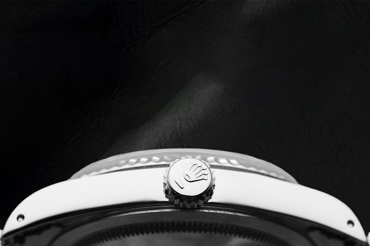 Orologio Rolex Datejust con quadrante nero e diamanti, bracciale Oyster in acciaio inossidabile