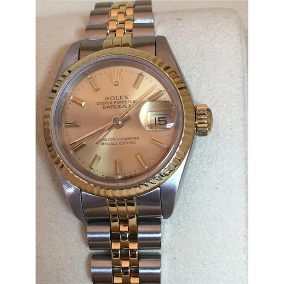 Orologio Rolex Datejust da donna con quadrante a bastoncino e lunetta scanalata bicolore