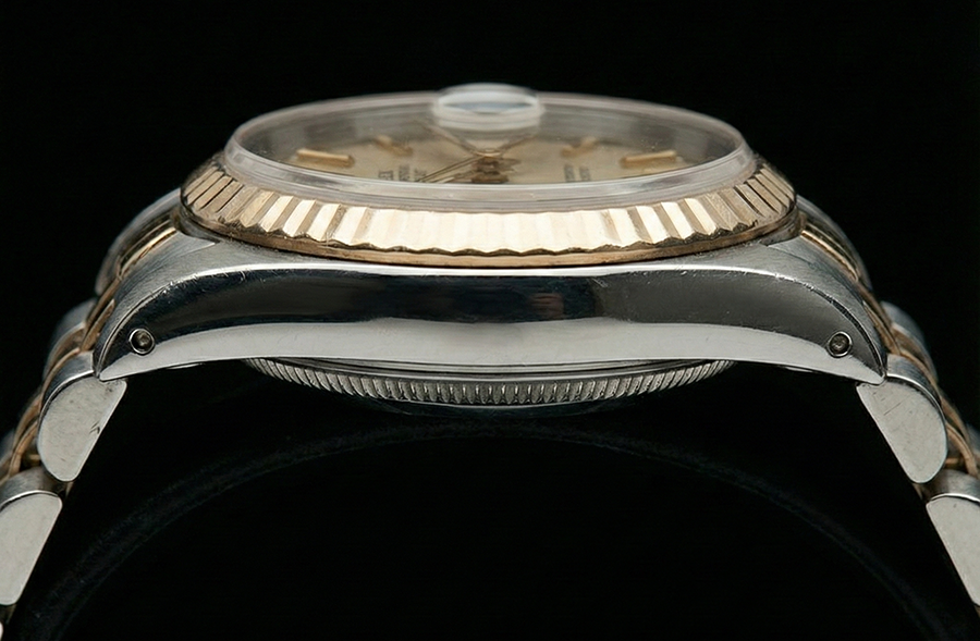 Orologio Rolex Datejust da donna con quadrante bicolore e bracciale giubileo