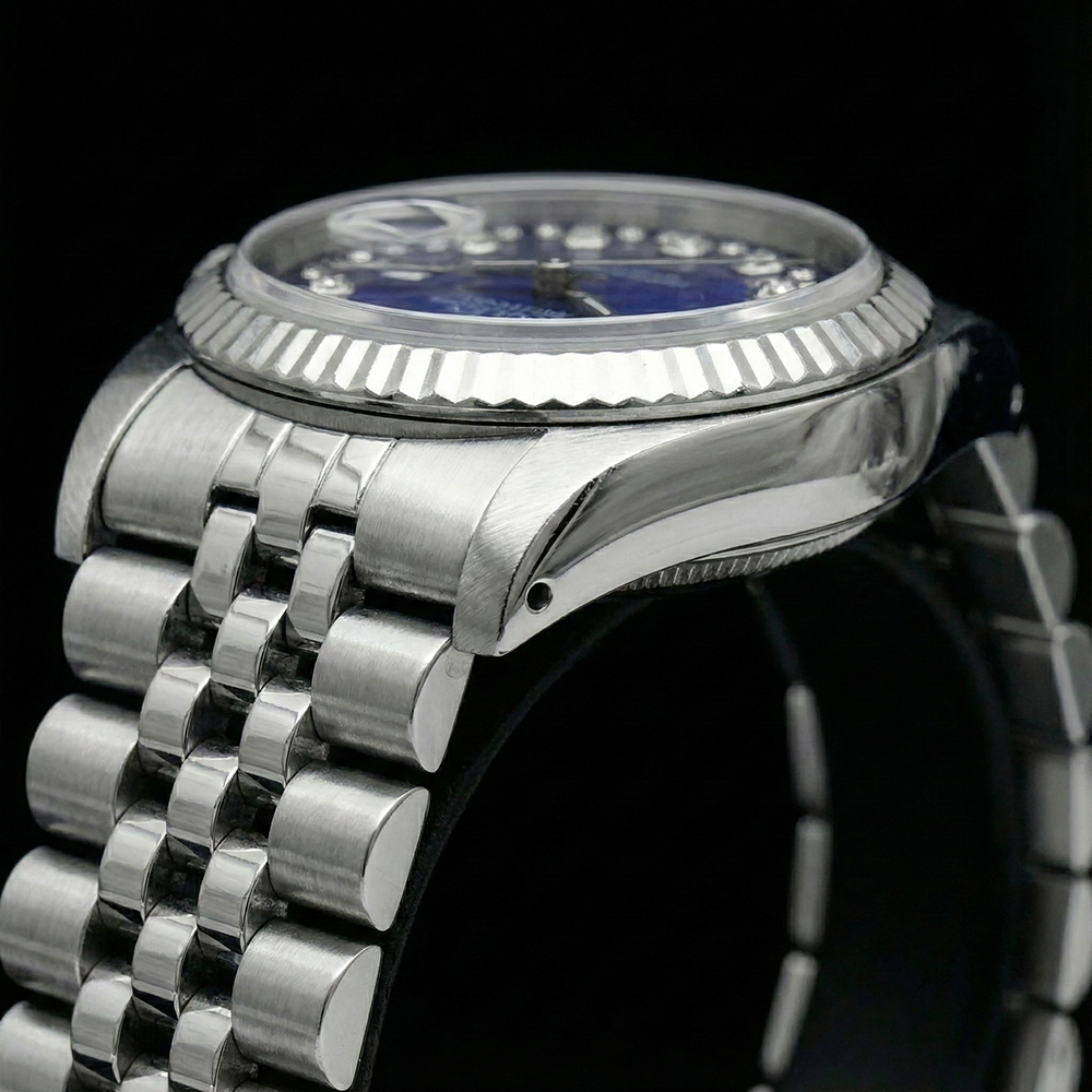Orologio Rolex Datejust giubileo in acciaio inossidabile con quadrante blu a doppia fila di diamanti