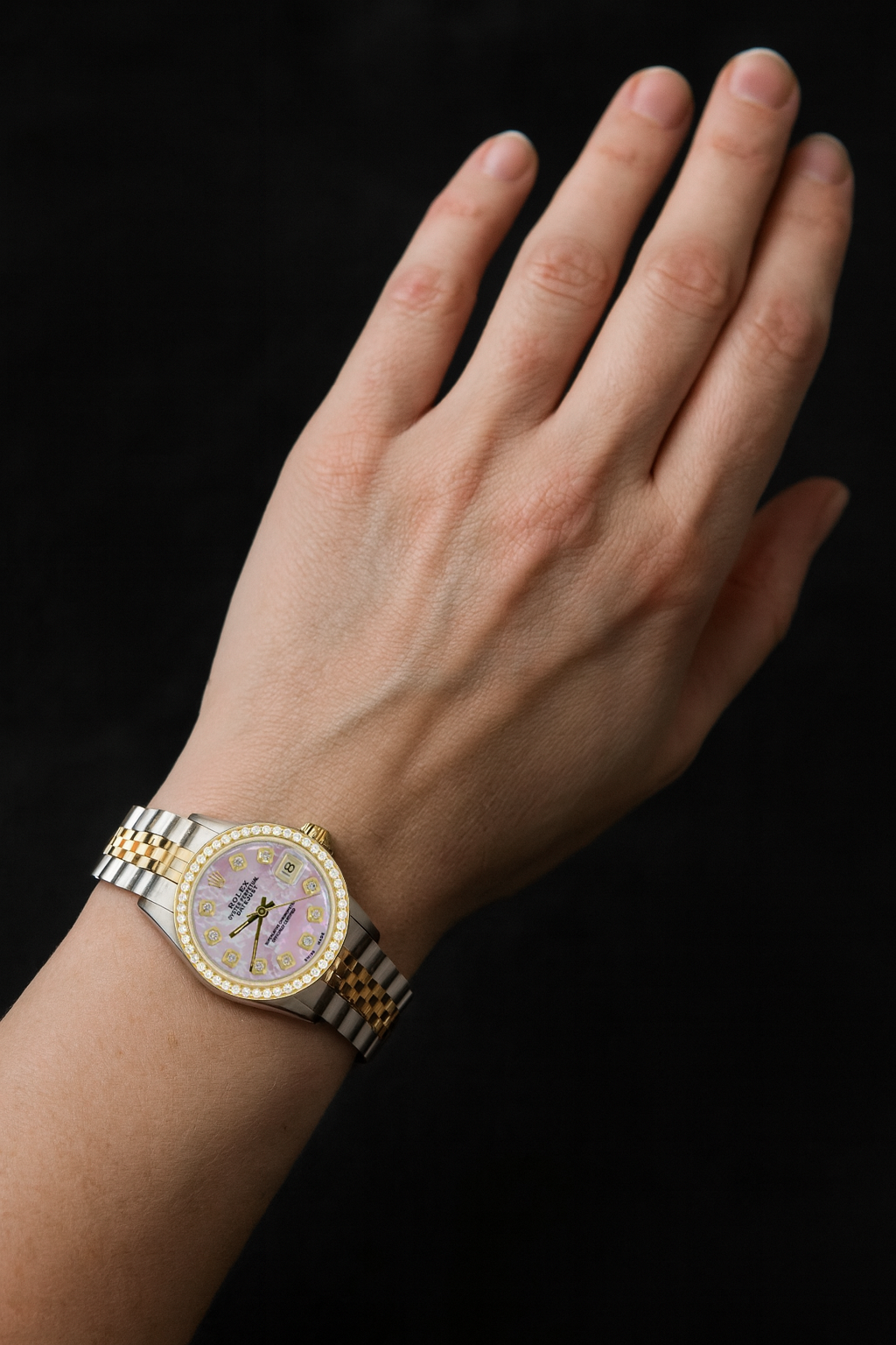 Orologio Rolex Datejust in madreperla rosa con quadrante in diamanti, 31 mm, bicolore