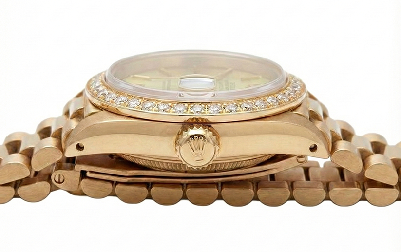 Orologio Rolex Datejust in stile presidenziale con quadrante a bastoncino color champagne e lunetta