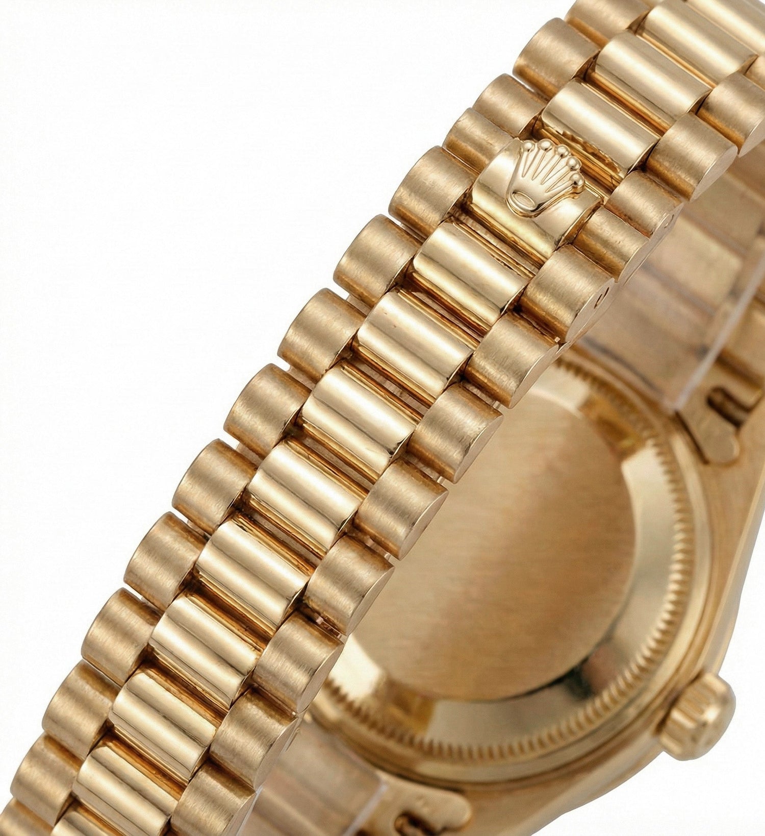 Orologio Rolex Datejust piramide romana quadrante diamanti lunetta stile presidenziale oro