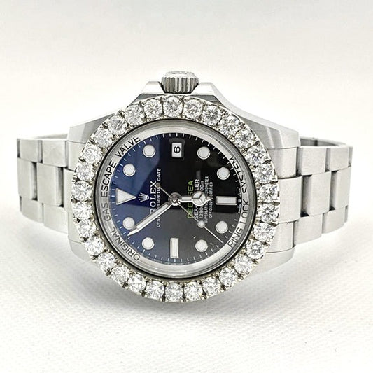 Orologio Rolex Deepsea Sea-Dweller da 44 mm con lunetta in diamanti da 8 ct