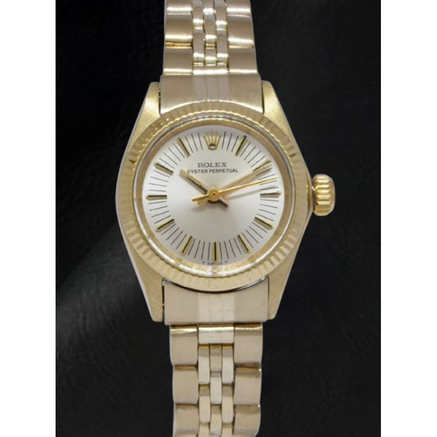 Orologio Rolex Oyster Perpetual 24 mm quadrante argento Stick in oro giallo