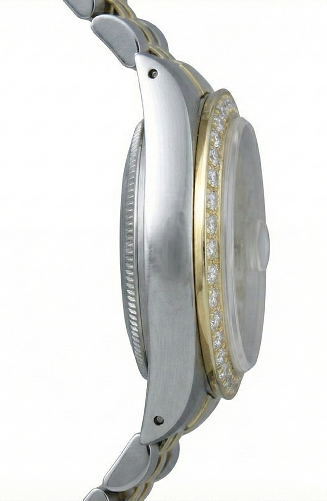 Orologio Rolex con lunetta in diamanti e quadrante bianco a bastoncino, bracciale giubileo bicolore