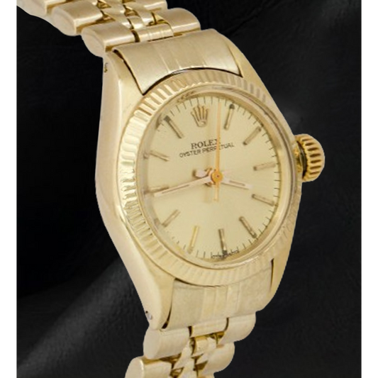 Orologio Rolex in oro giallo con quadrante champagne da 24 mm