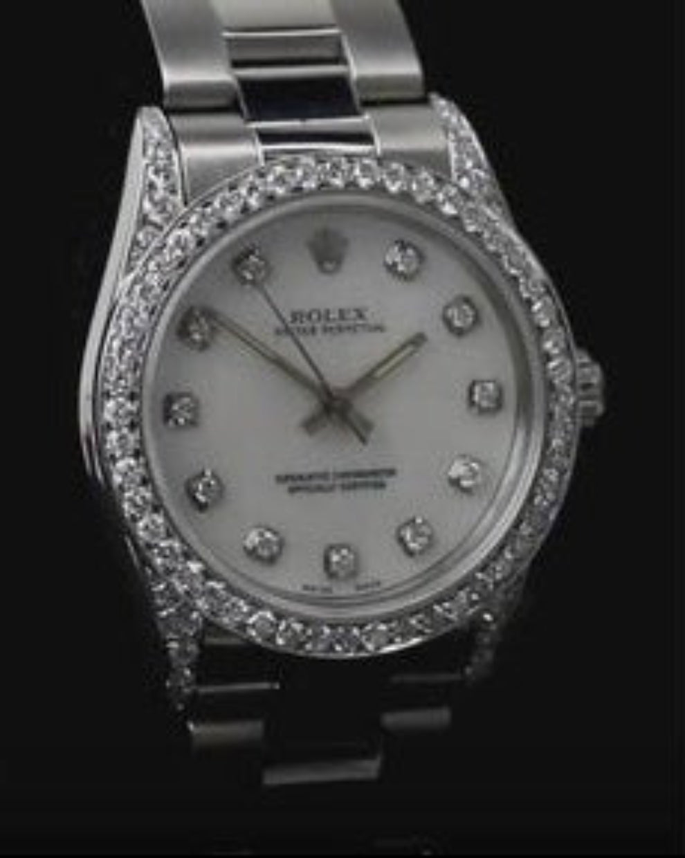 Orologio Rolex medie dimensioni Bracciale ostrica con lunetta di diamanti personalizzata
