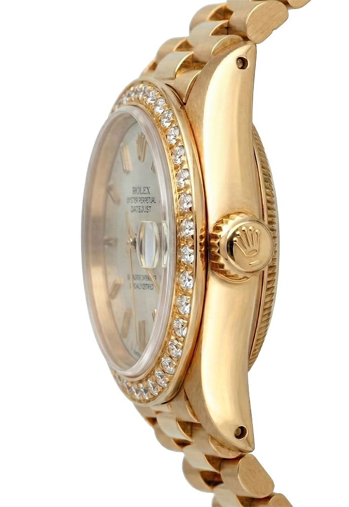Orologio Rolex presidenziale in oro quadrante bianco con lunetta in diamanti Datejust