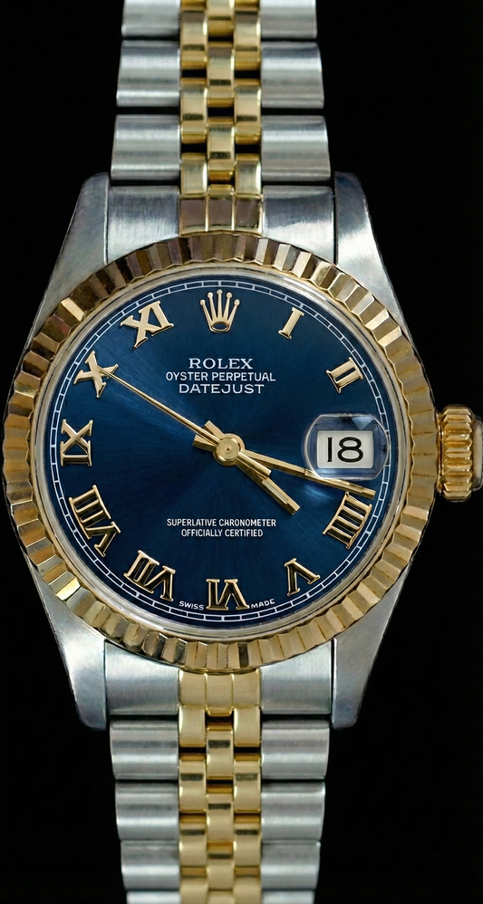 Orologio da donna Datejust con lunetta scanalata bicolore, quadrante blu romano Rolex