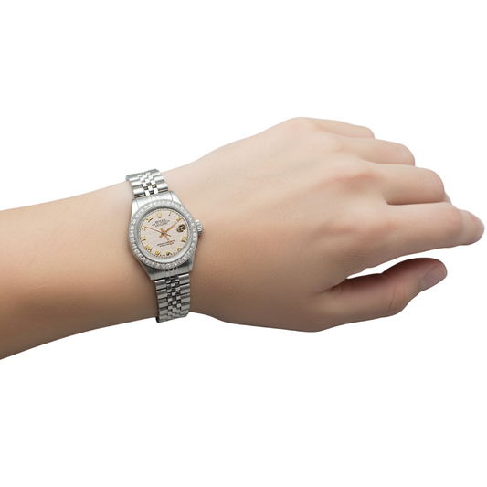 Orologio da donna Rolex con quadrante romano bianco e cinturino in diamanti Datejust P1