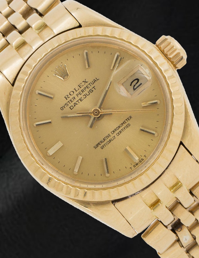 Orologio da donna in oro giallo con quadrante champagne Rolex Datejust da 26 mm