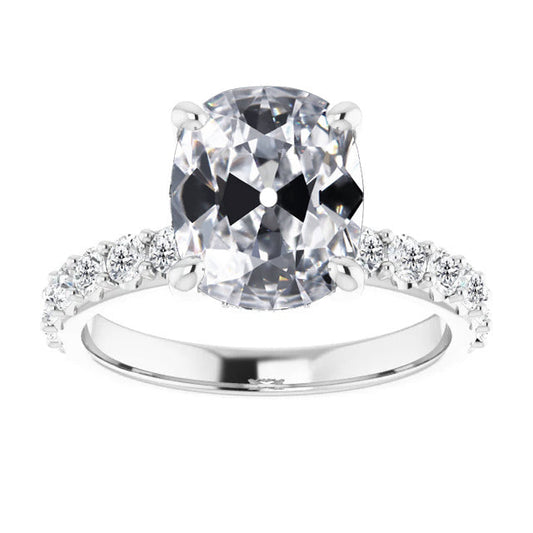 Su misura Diamante Anello Solitario con Accenti 4 carati – vista principale