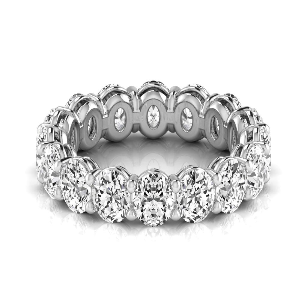 Diamante Fine Ovale Eternity Band in Oro 14 Carati Bianco – vista frontale