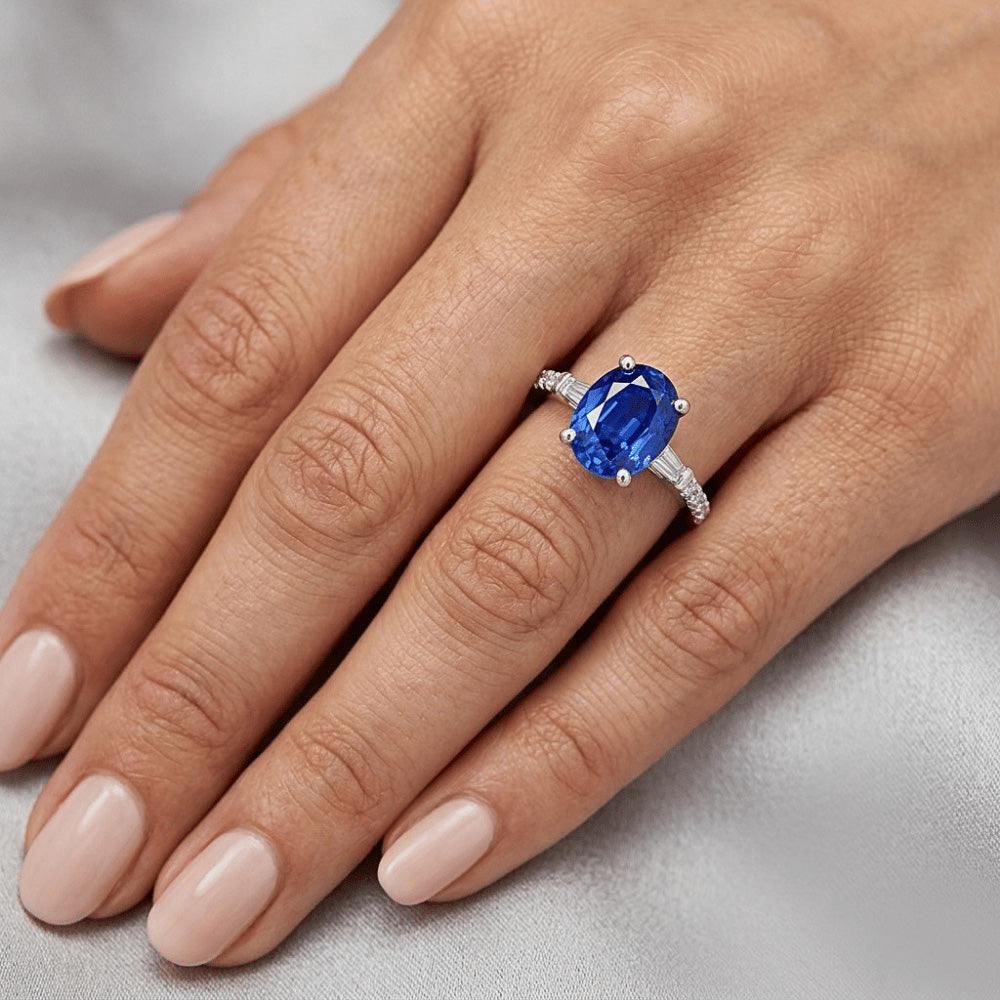 Ovale Zaffiro Anello