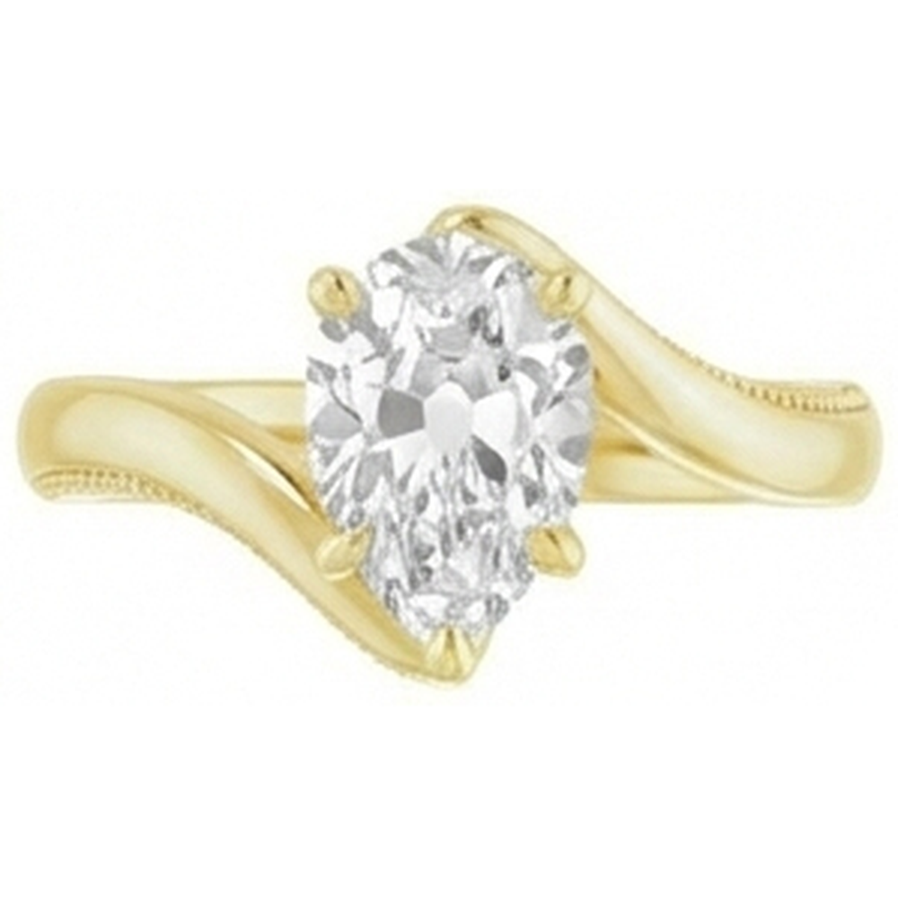 Cuscino Antico Diamante anello in Oro 14 Carati Giallo – vista angolare