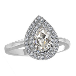 Raffinato Diamante Anello con Pavé Halo 3 carati