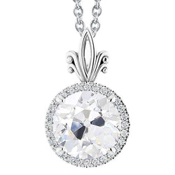 Pendente Halo Con Naturale Diamante Tondo Da 5,50 Carati Con Catena Scorrevole In Oro Bianco 14K