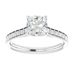Solitario con Pietre Laterali Oro Bianco 14K con Diamante Fine