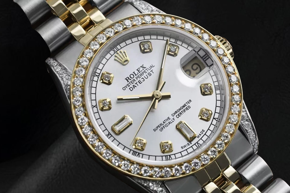 Quadrante in madreperla Orologio Rolex Datejust Lunetta personalizzata con diamanti Acciaio inossidabile e oro