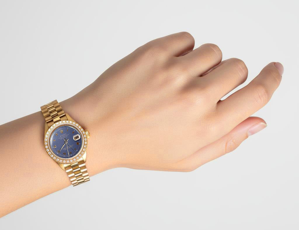 Quadrante romano blu Orologio Rolex Datejust stile presidenziale con lunetta in diamanti oro P2