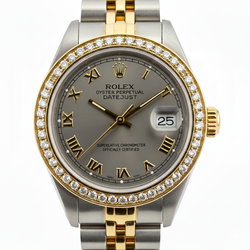 Quadrante romano grigio con lunetta in diamanti e orologio da donna Rolex in oro Datejust