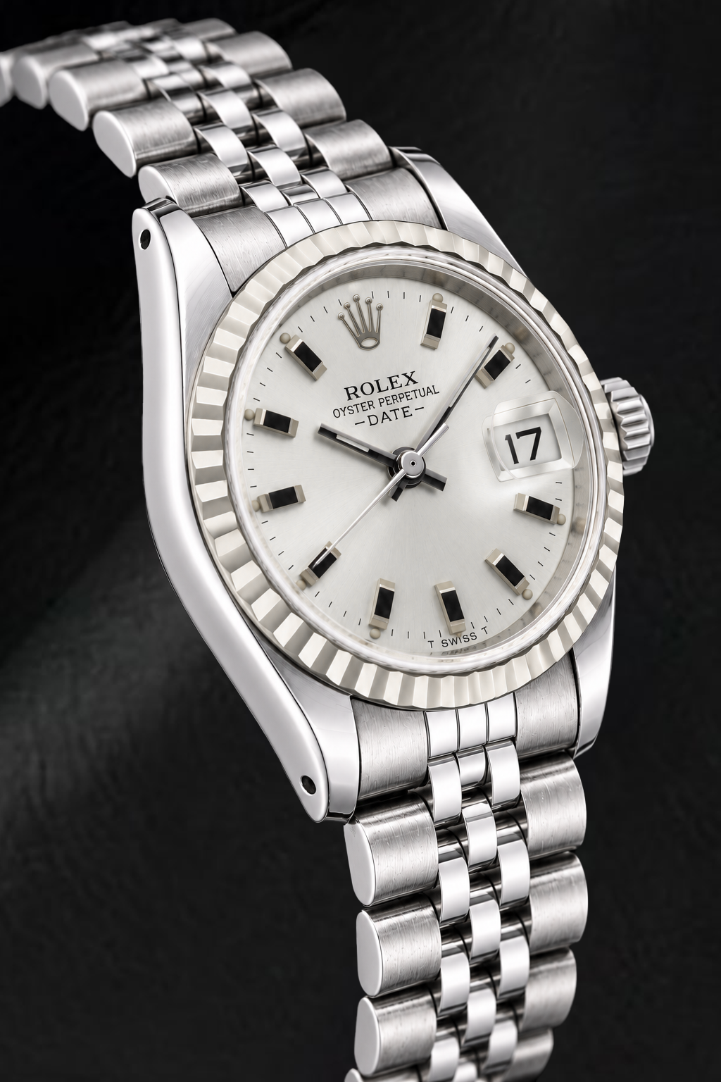 Orologio Rolex Date 6924 26 mm in Acciaio Inossidabile con Quadrante Argentato con Indici a Bastone Luminescenti