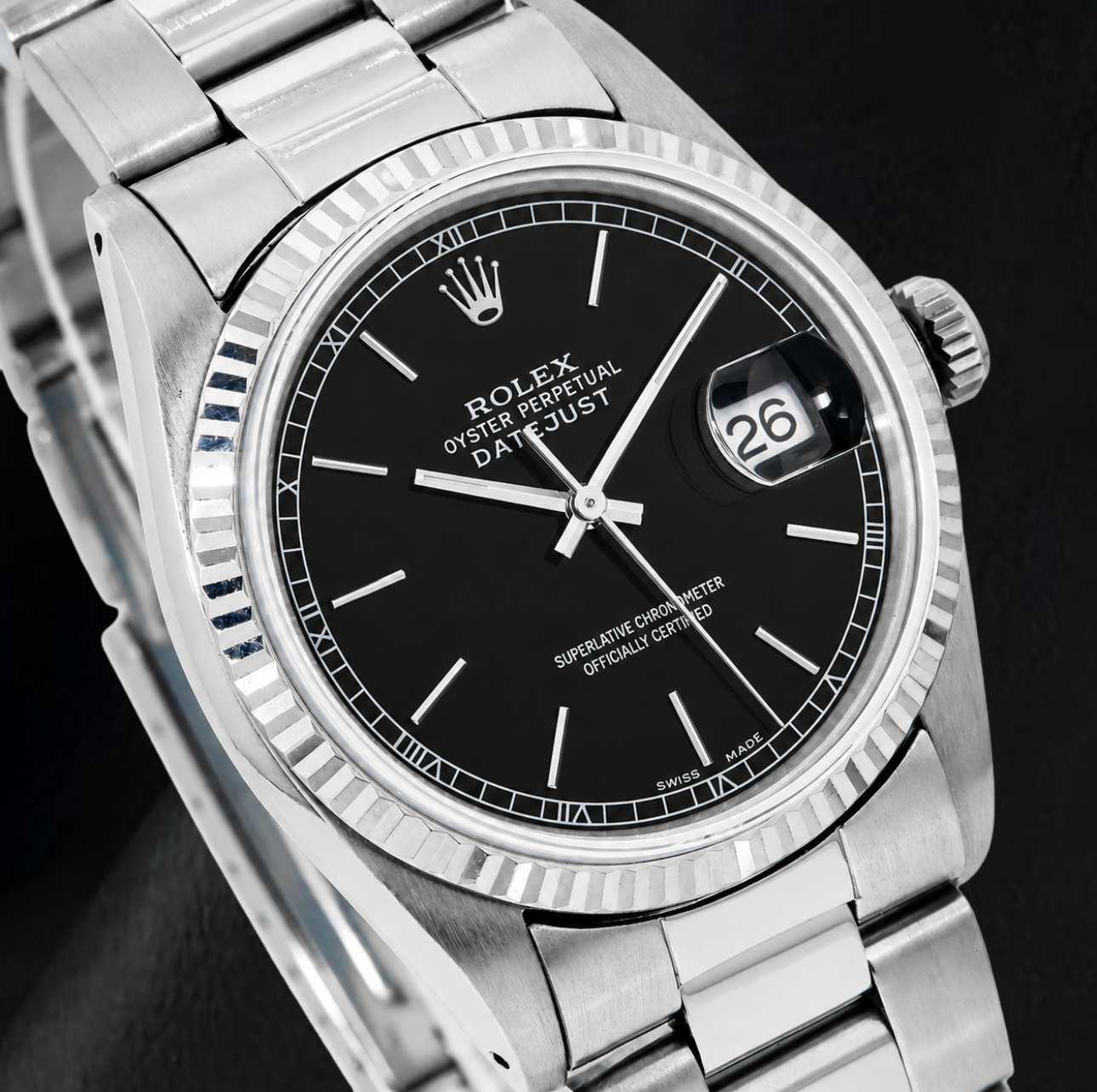 Orologio Rolex Datejust 36 mm Quadrante Nero con Indici a Bastone Bracciale Oyster in Acciaio Inossidabile